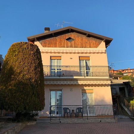 Casa Castel Apartment Civate Exterior photo